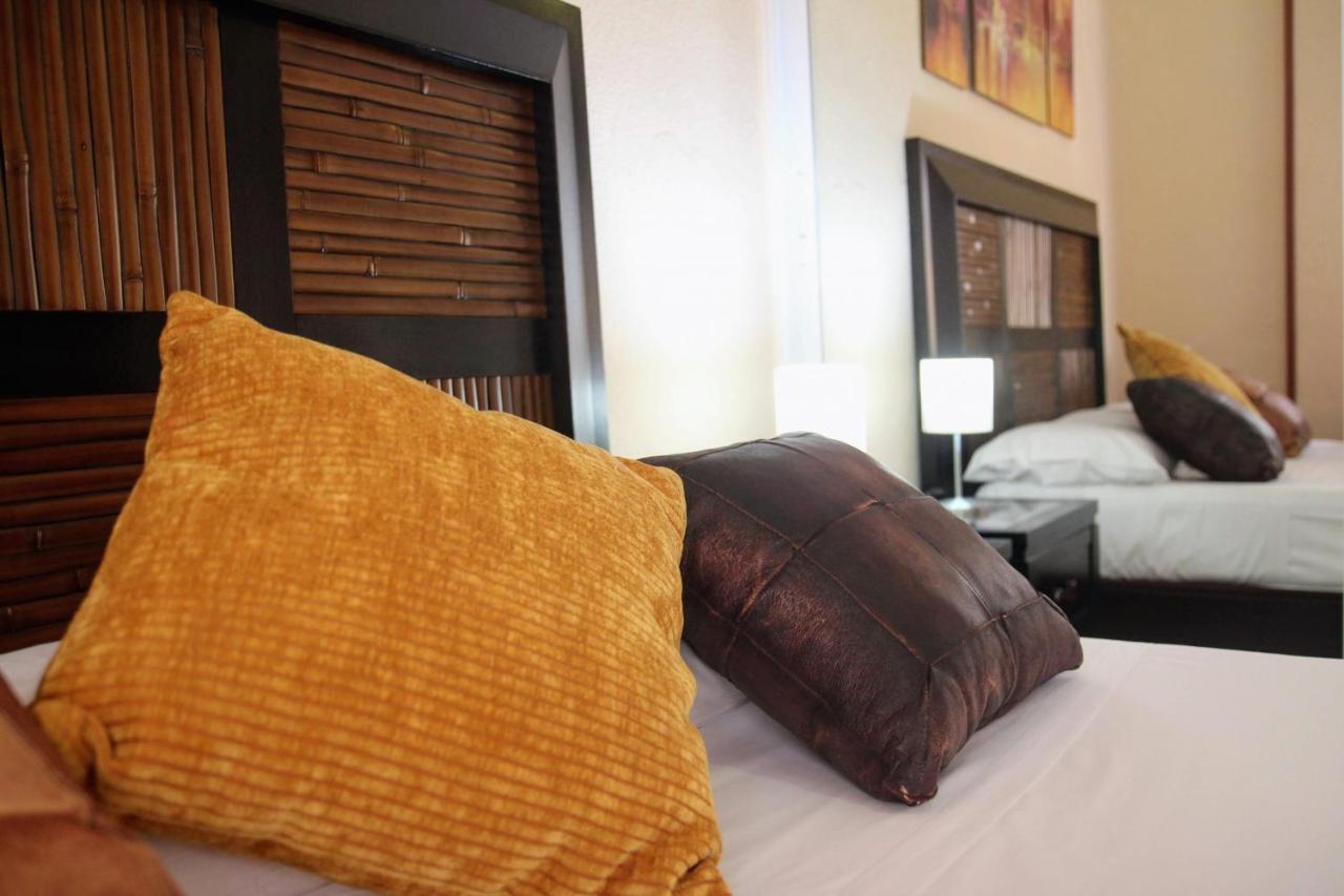 Apartamento Serafin De La Caleta 加的斯 外观 照片