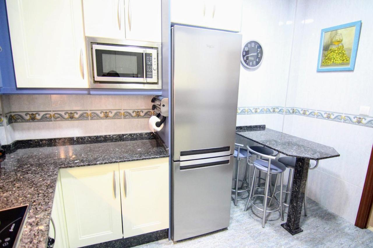 Apartamento Serafin De La Caleta 加的斯 外观 照片